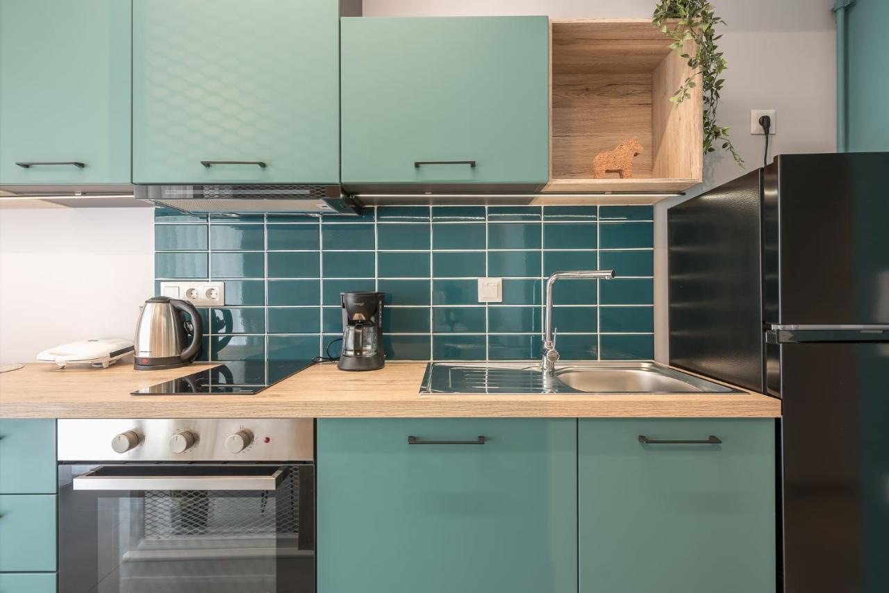 Stylish Urban Suites Athènes Extérieur photo